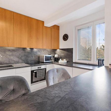 Barbyb Apartment - With Free Parking Bratislava Buitenkant foto